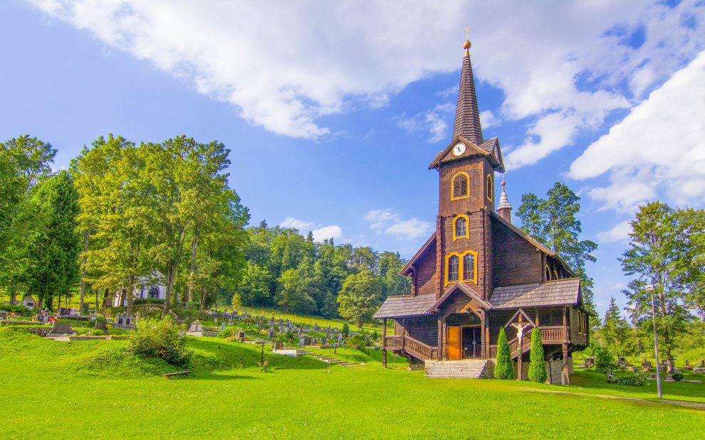 Kostol sv. Anny v Tatranskej Javorine